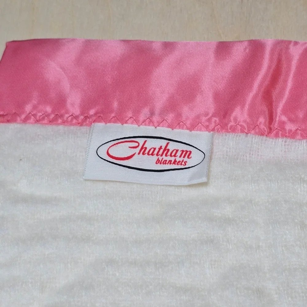 Chatham Vintage Floral Rose Thermal Blanket Shaby Chic Satin Trim Cottagecore